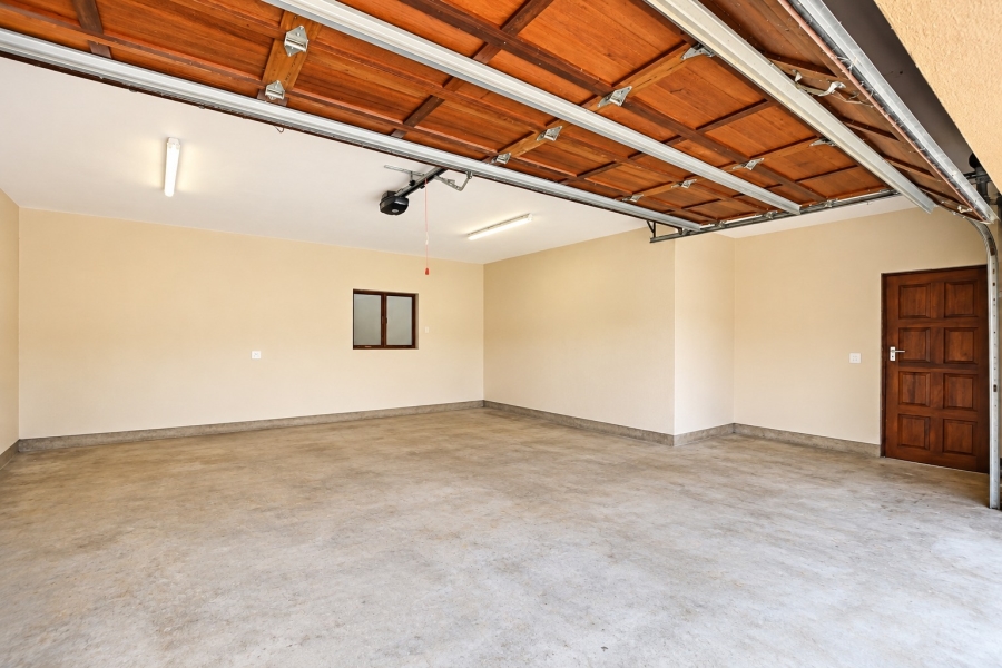4 Bedroom Property for Sale in Sable Hills Gauteng
