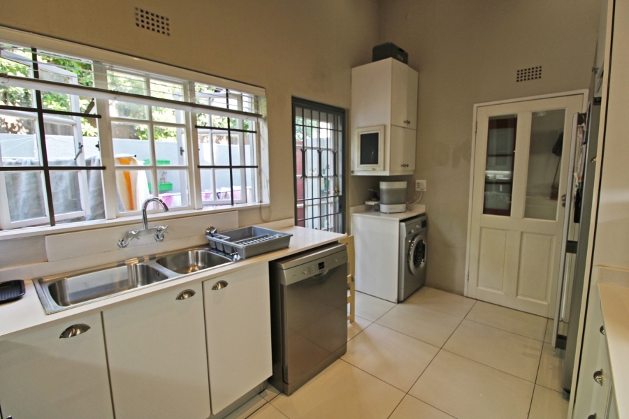 3 Bedroom Property for Sale in Bryanston Gauteng