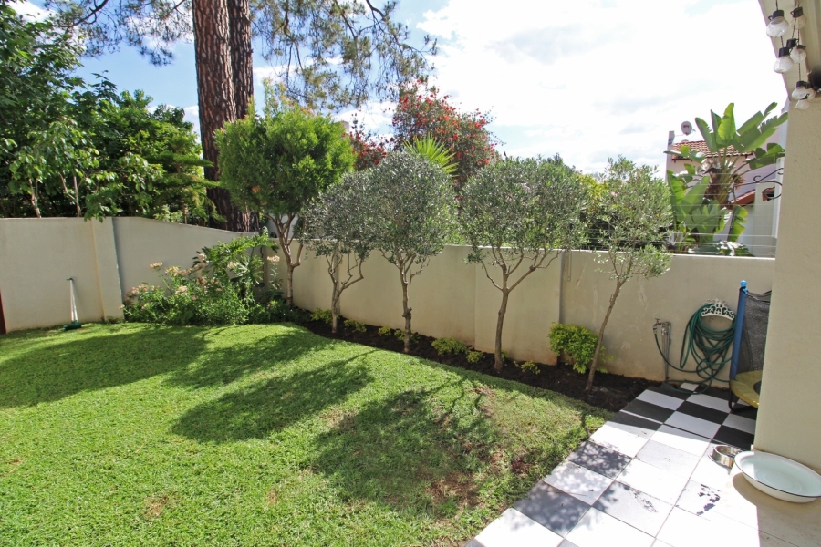 To Let 3 Bedroom Property for Rent in Bryanston Gauteng