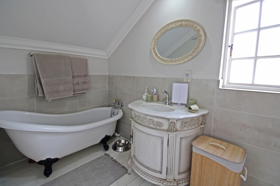 To Let 3 Bedroom Property for Rent in Bryanston Gauteng