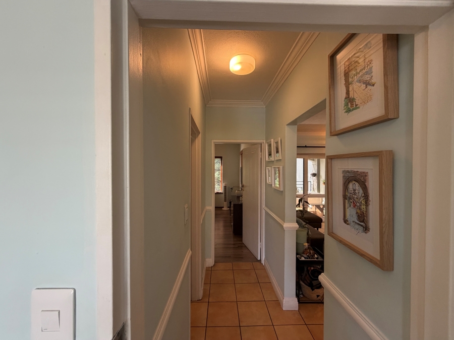 To Let 2 Bedroom Property for Rent in Melrose North Gauteng