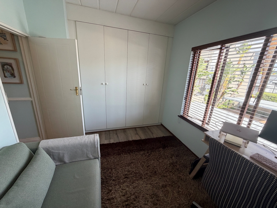 To Let 2 Bedroom Property for Rent in Melrose North Gauteng