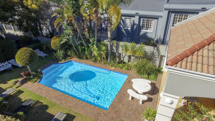 To Let 2 Bedroom Property for Rent in Melrose North Gauteng