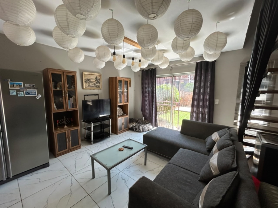 To Let 2 Bedroom Property for Rent in Wilgeheuwel Gauteng