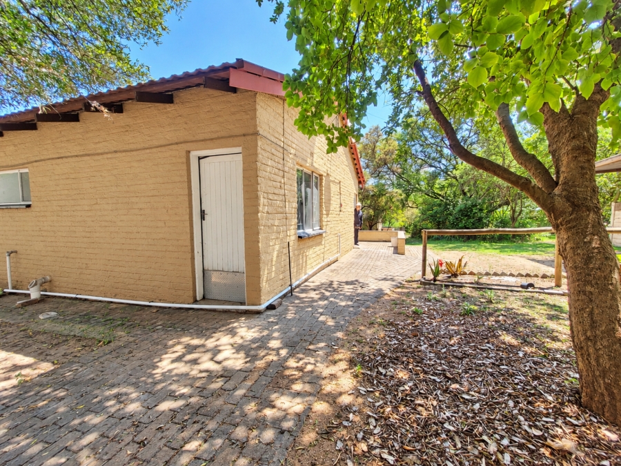 To Let 1 Bedroom Property for Rent in Muldersdrift Gauteng