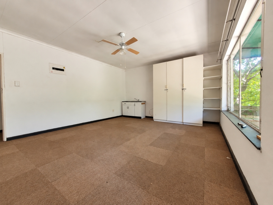 To Let 1 Bedroom Property for Rent in Muldersdrift Gauteng