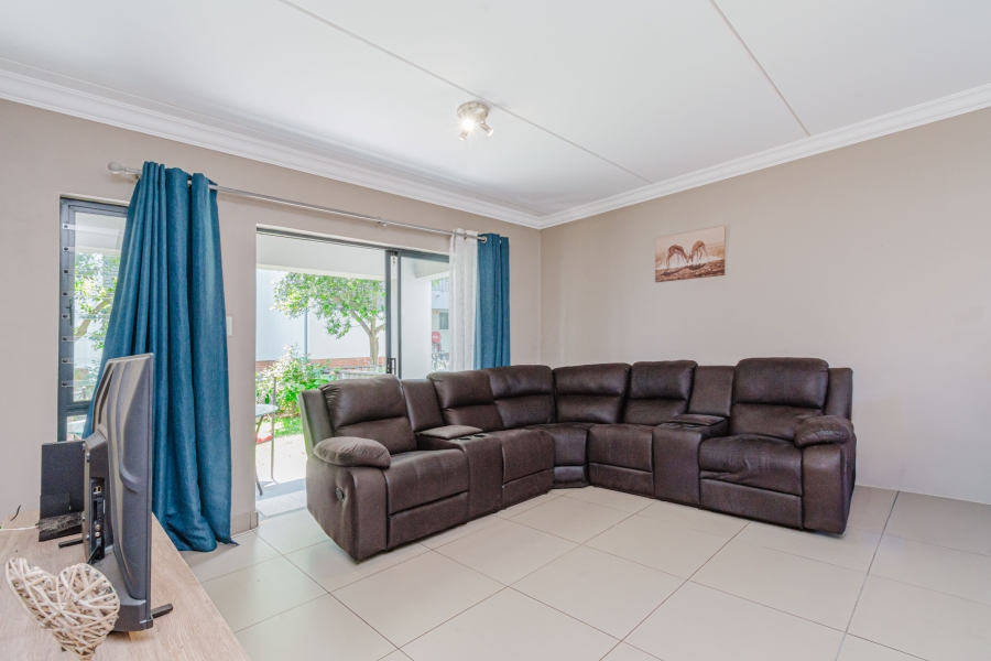 2 Bedroom Property for Sale in Broadacres Gauteng