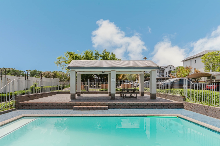 2 Bedroom Property for Sale in Broadacres Gauteng