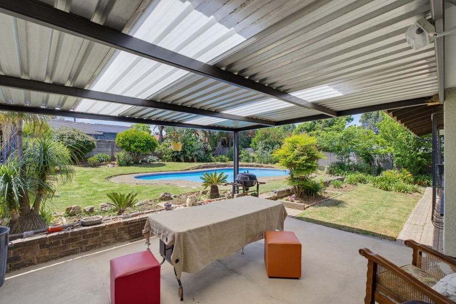 3 Bedroom Property for Sale in Van Riebeeck Park Gauteng