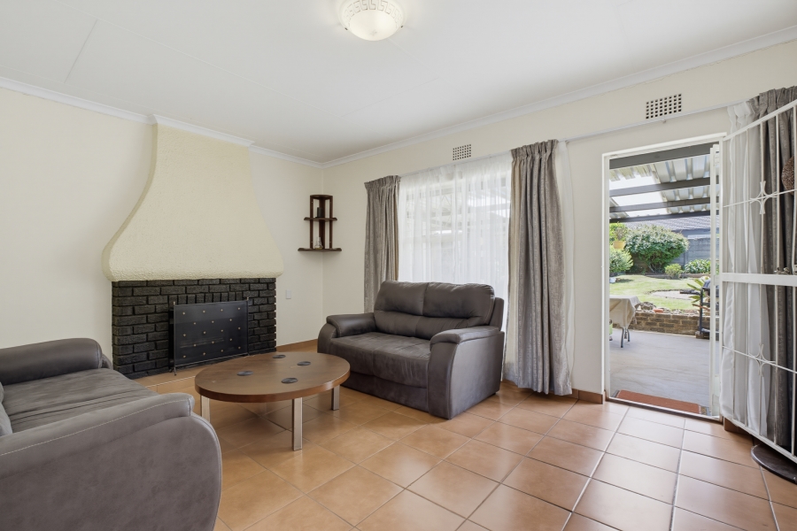 3 Bedroom Property for Sale in Van Riebeeck Park Gauteng
