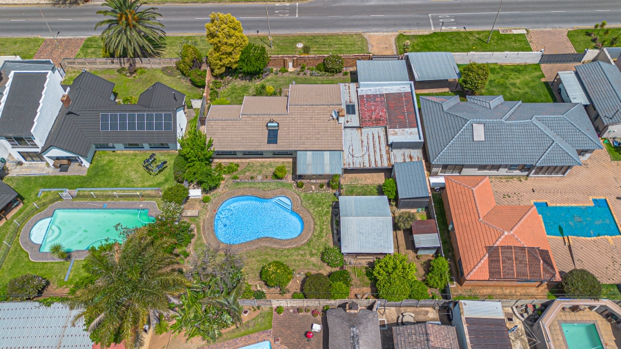 3 Bedroom Property for Sale in Van Riebeeck Park Gauteng