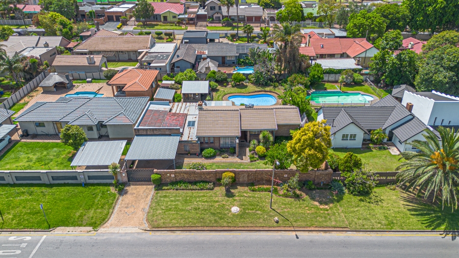 3 Bedroom Property for Sale in Van Riebeeck Park Gauteng