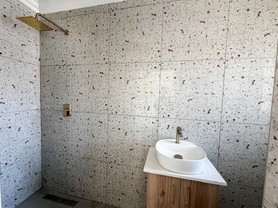 To Let 3 Bedroom Property for Rent in Silver Lakes Golf Estate Gauteng