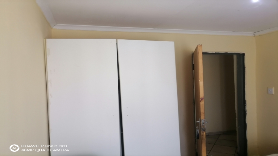 8 Bedroom Property for Sale in Bedworth Park Gauteng