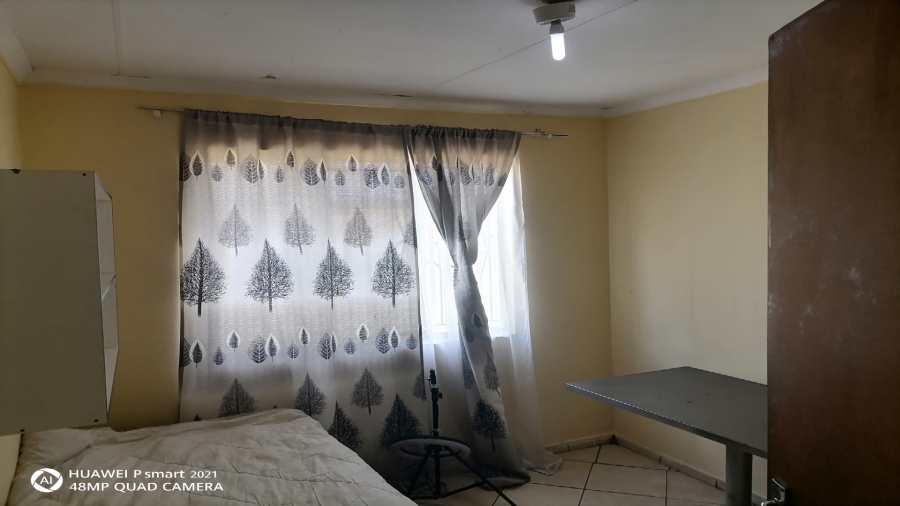 8 Bedroom Property for Sale in Bedworth Park Gauteng