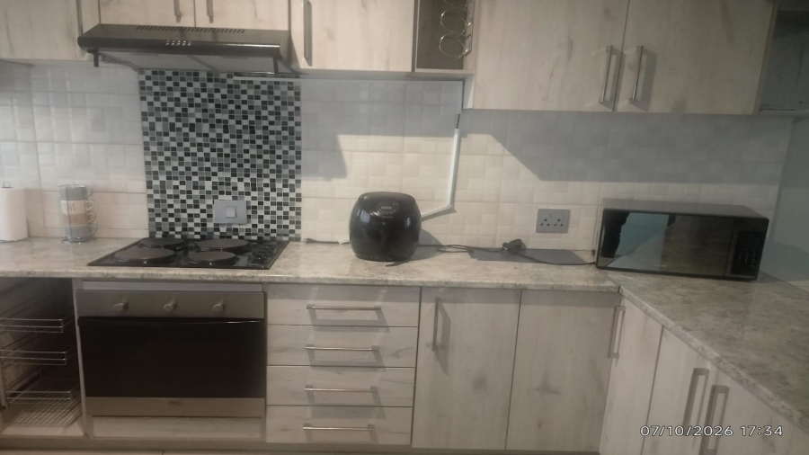 2 Bedroom Property for Sale in Ardenwold SH Gauteng