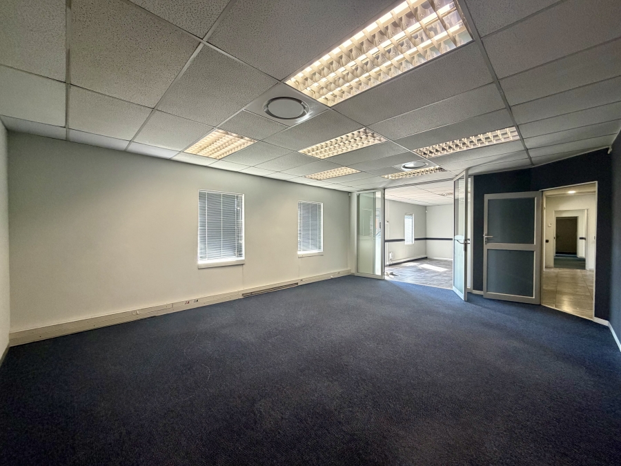 Commercial Property for Sale in Die Hoewes Gauteng
