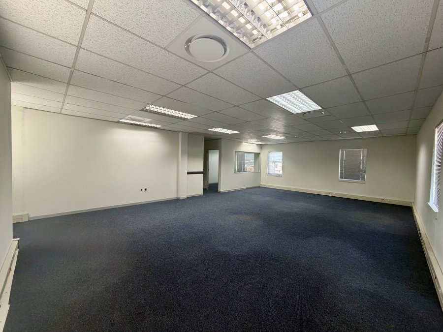 Commercial Property for Sale in Die Hoewes Gauteng