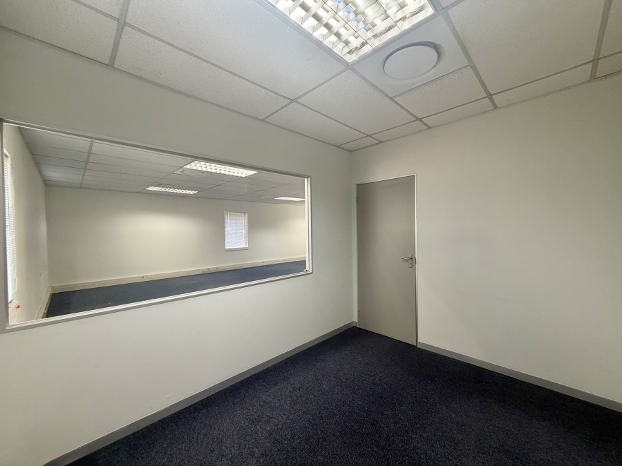 Commercial Property for Sale in Die Hoewes Gauteng