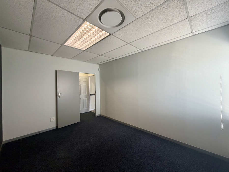 Commercial Property for Sale in Die Hoewes Gauteng