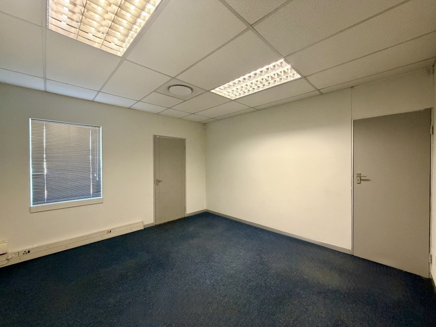 Commercial Property for Sale in Die Hoewes Gauteng