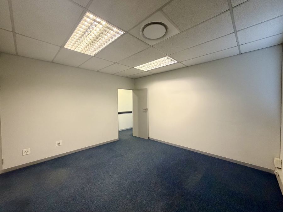 Commercial Property for Sale in Die Hoewes Gauteng