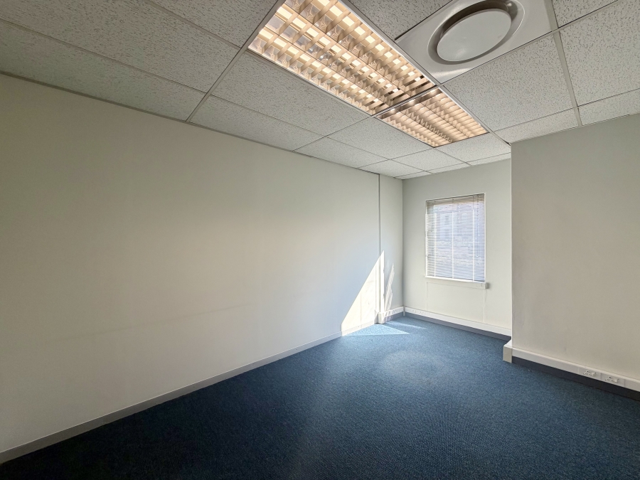 Commercial Property for Sale in Die Hoewes Gauteng