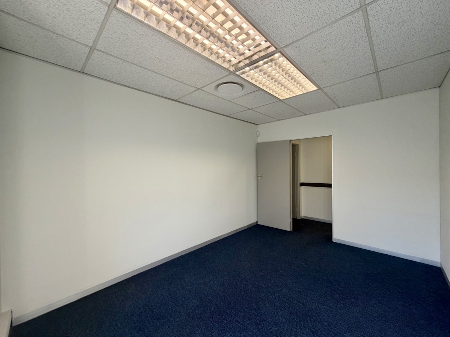 Commercial Property for Sale in Die Hoewes Gauteng