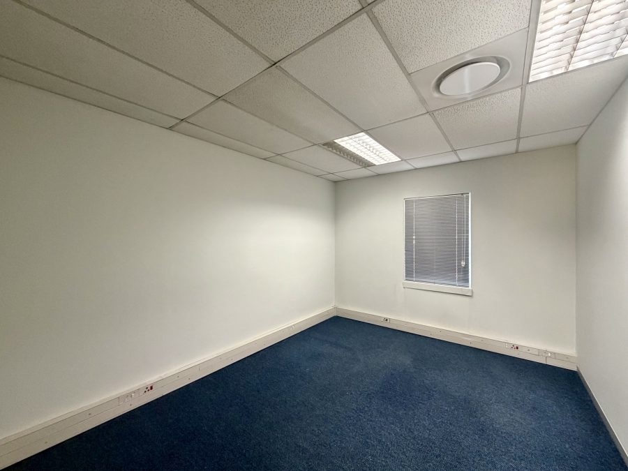 Commercial Property for Sale in Die Hoewes Gauteng