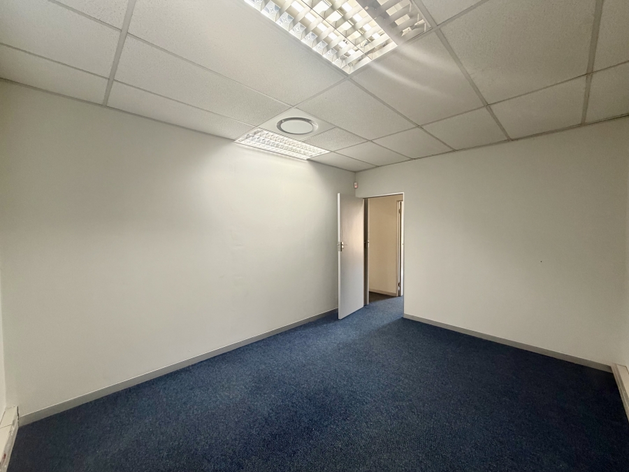 Commercial Property for Sale in Die Hoewes Gauteng