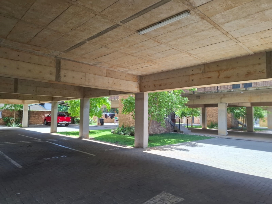 To Let 2 Bedroom Property for Rent in Lynnwood Gauteng