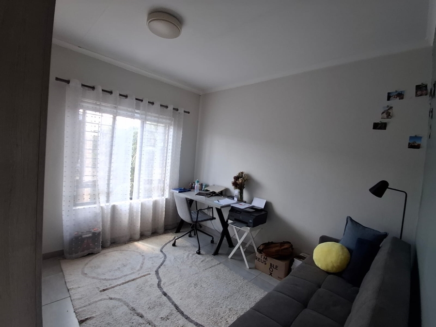 To Let 2 Bedroom Property for Rent in Lynnwood Gauteng