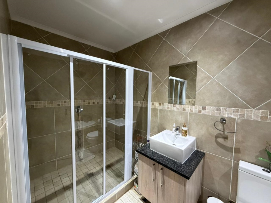 3 Bedroom Property for Sale in Ruimsig Gauteng