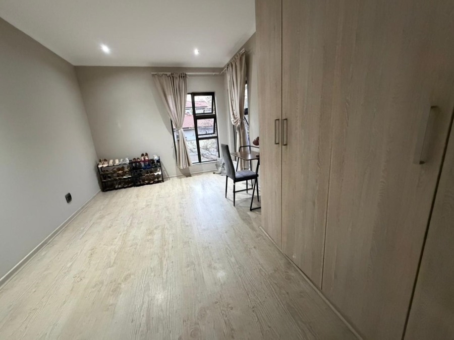 3 Bedroom Property for Sale in Ruimsig Gauteng