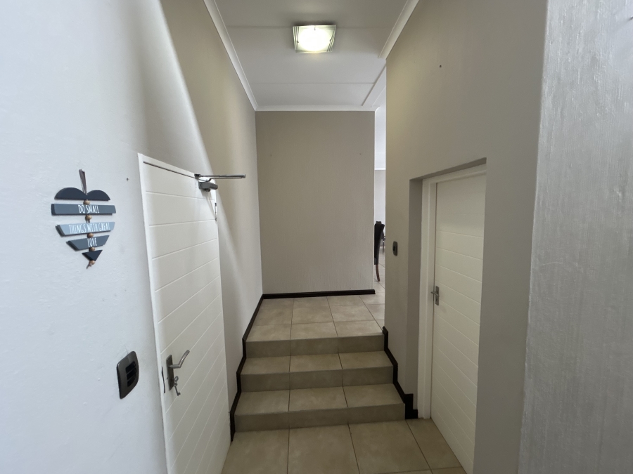 3 Bedroom Property for Sale in Ruimsig Gauteng