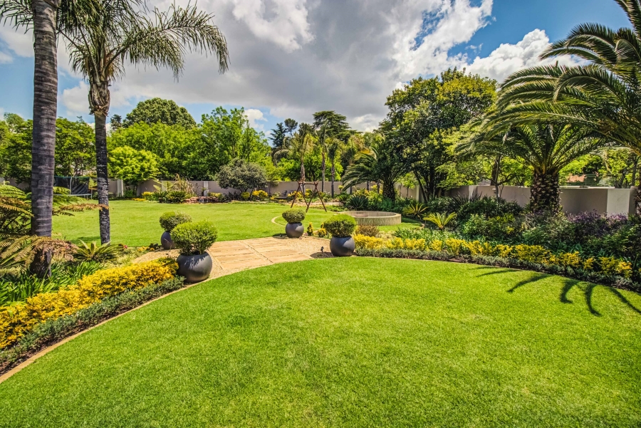4 Bedroom Property for Sale in Lakefield Gauteng