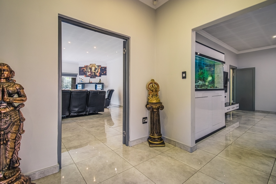 4 Bedroom Property for Sale in Lakefield Gauteng