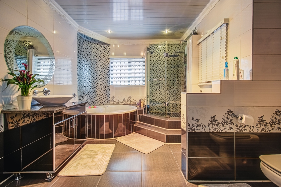 4 Bedroom Property for Sale in Lakefield Gauteng