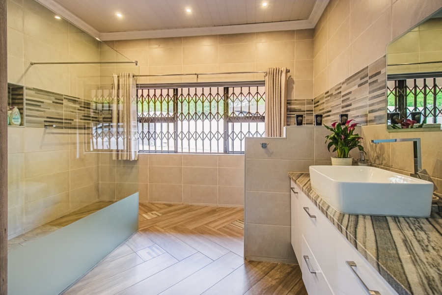 4 Bedroom Property for Sale in Lakefield Gauteng