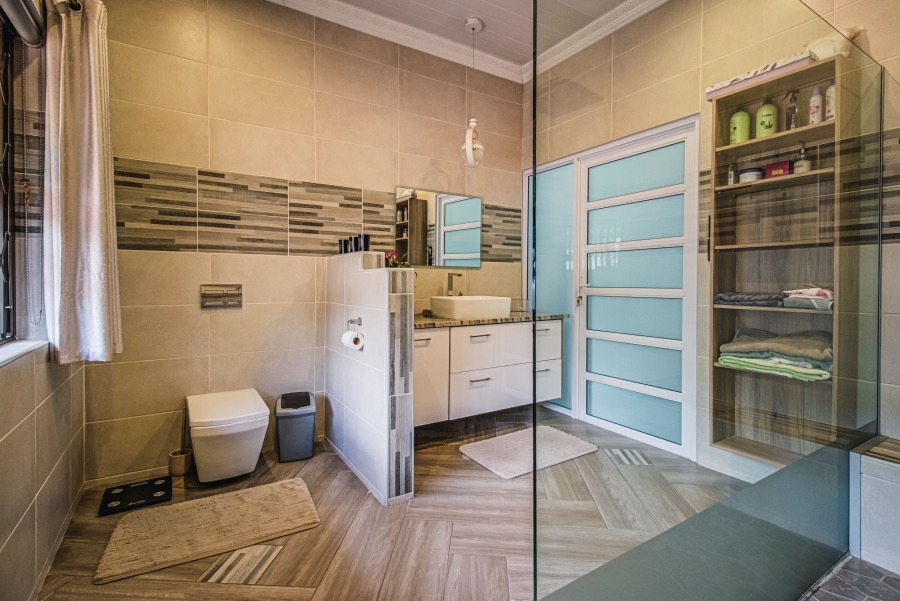 4 Bedroom Property for Sale in Lakefield Gauteng