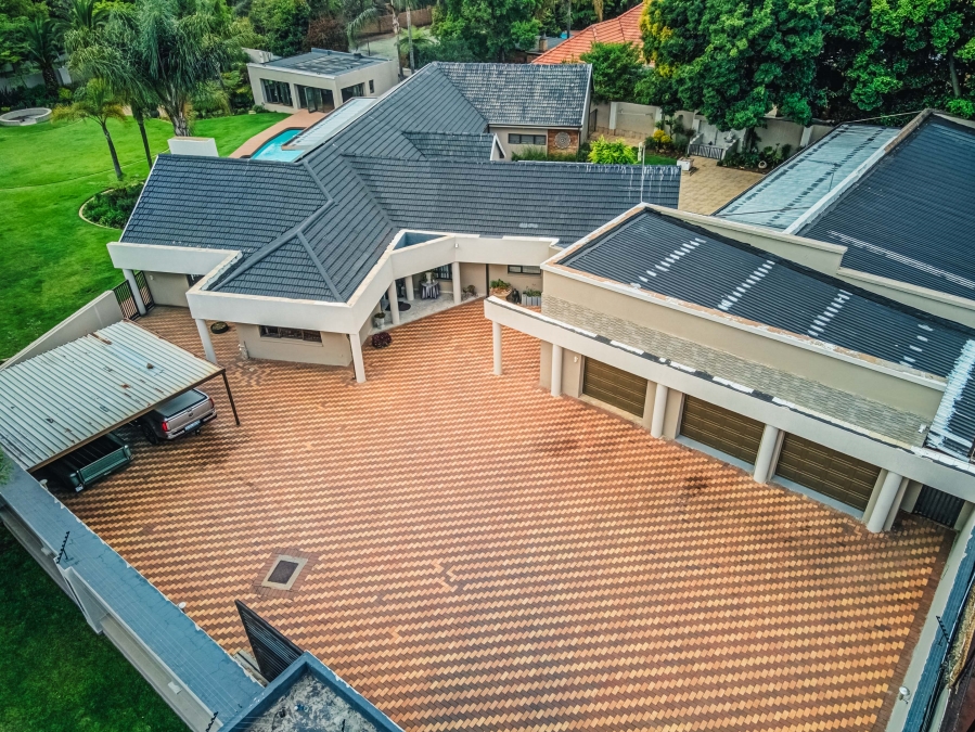 4 Bedroom Property for Sale in Lakefield Gauteng