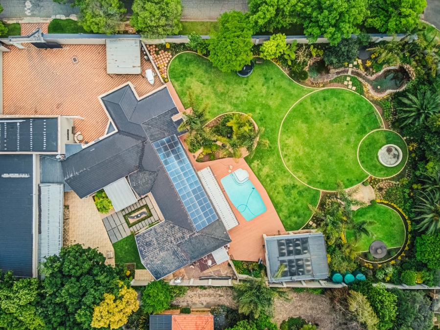 4 Bedroom Property for Sale in Lakefield Gauteng