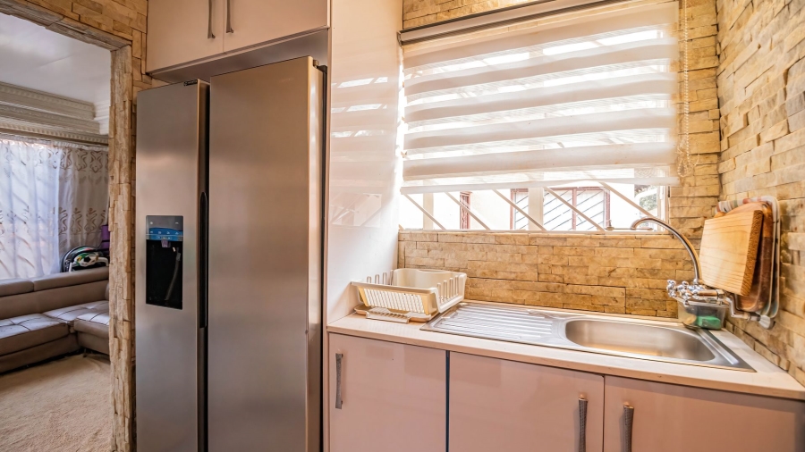 2 Bedroom Property for Sale in Ormonde Gauteng