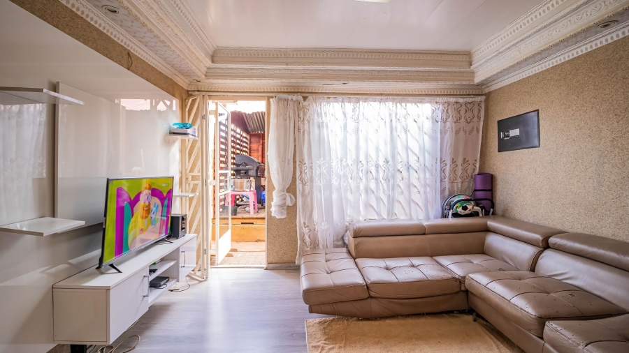2 Bedroom Property for Sale in Ormonde Gauteng