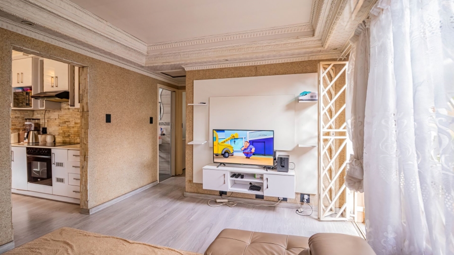 2 Bedroom Property for Sale in Ormonde Gauteng