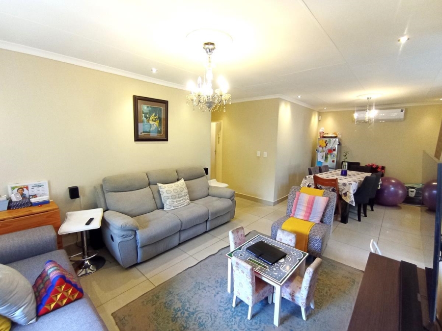 3 Bedroom Property for Sale in Bassonia Gauteng