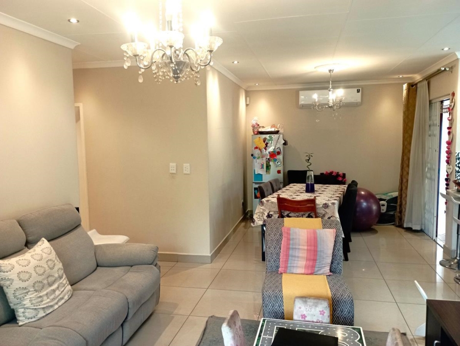 3 Bedroom Property for Sale in Bassonia Gauteng