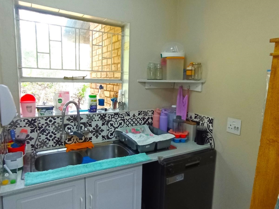 3 Bedroom Property for Sale in Bassonia Gauteng