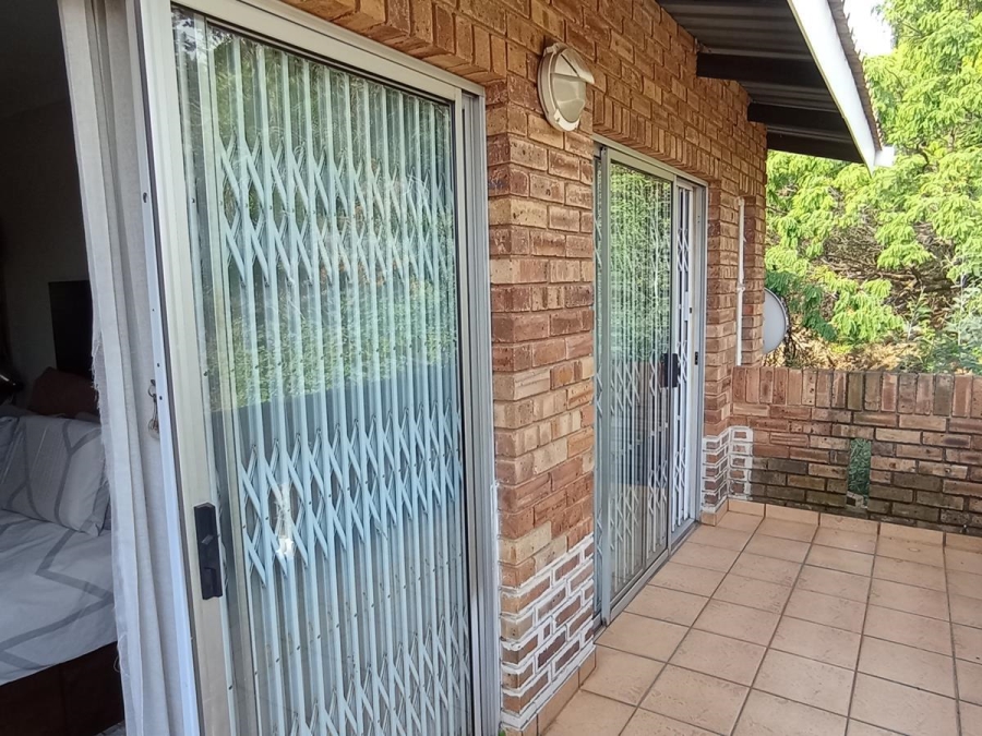 3 Bedroom Property for Sale in Bassonia Gauteng