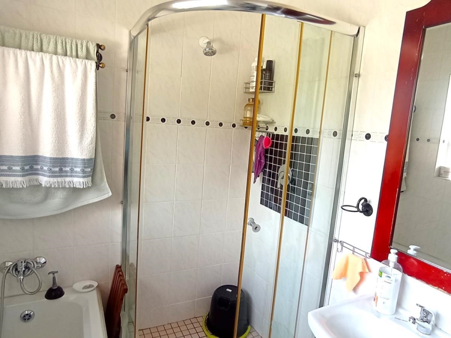 3 Bedroom Property for Sale in Bassonia Gauteng